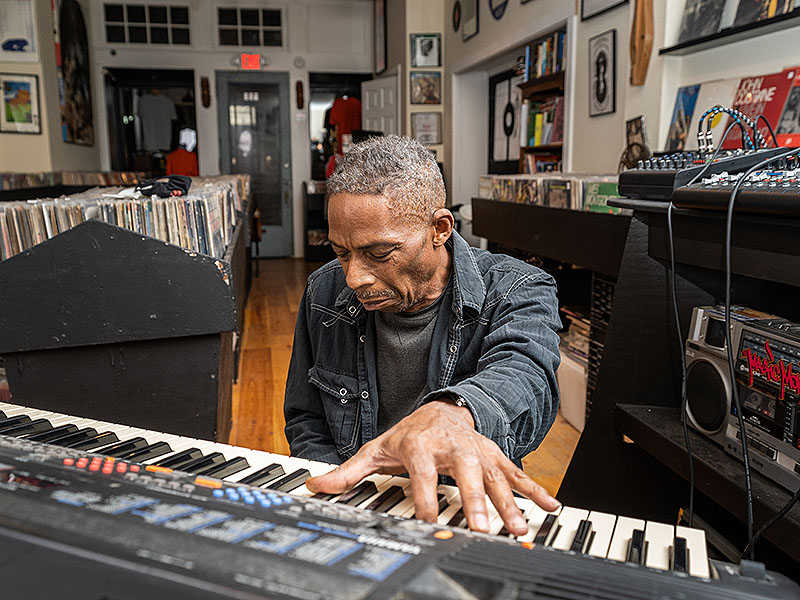 Harlan Jones playing keyboards